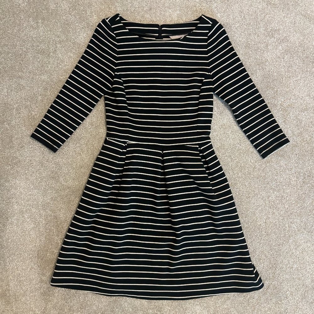 Banana Republic Striped Fit-and-Flare Dress in Black & Beige - Size 2